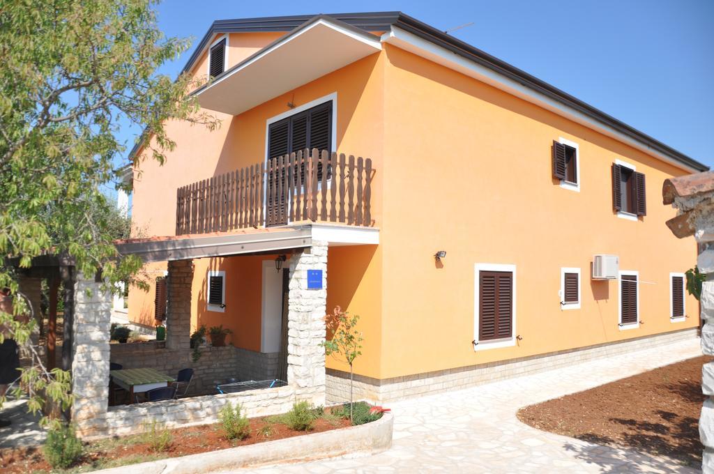 Apartments Majda Ουμάγκ Εξωτερικό φωτογραφία