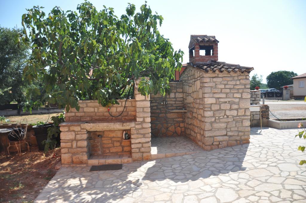 Apartments Majda Ουμάγκ Εξωτερικό φωτογραφία